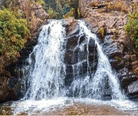 The Agasumo ka Mwaro falls